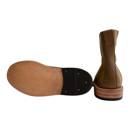 Wholecut Zip Up Boot